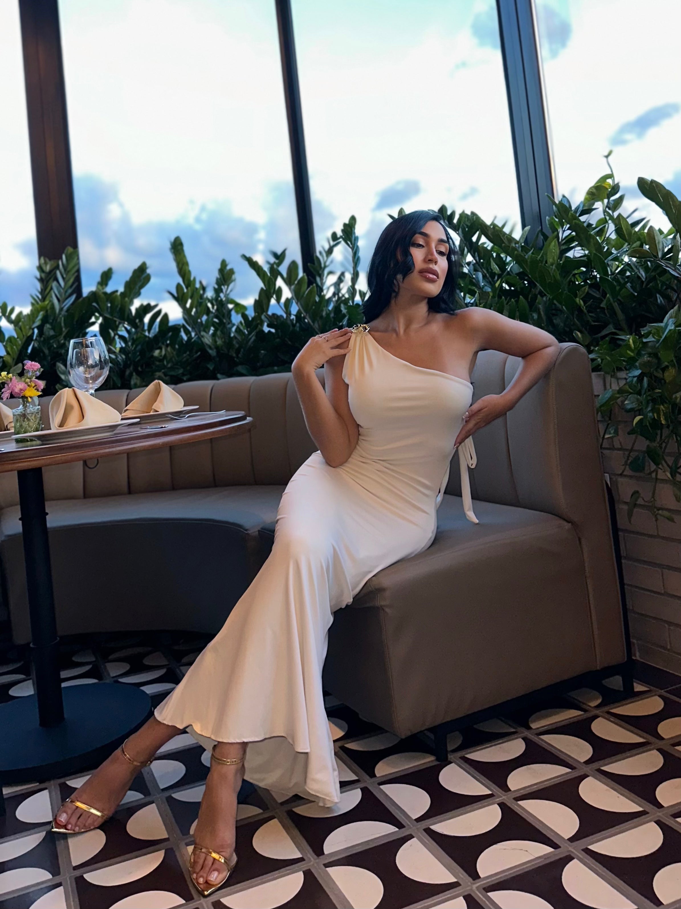 Vestido Lirio Con Control de Abdomen