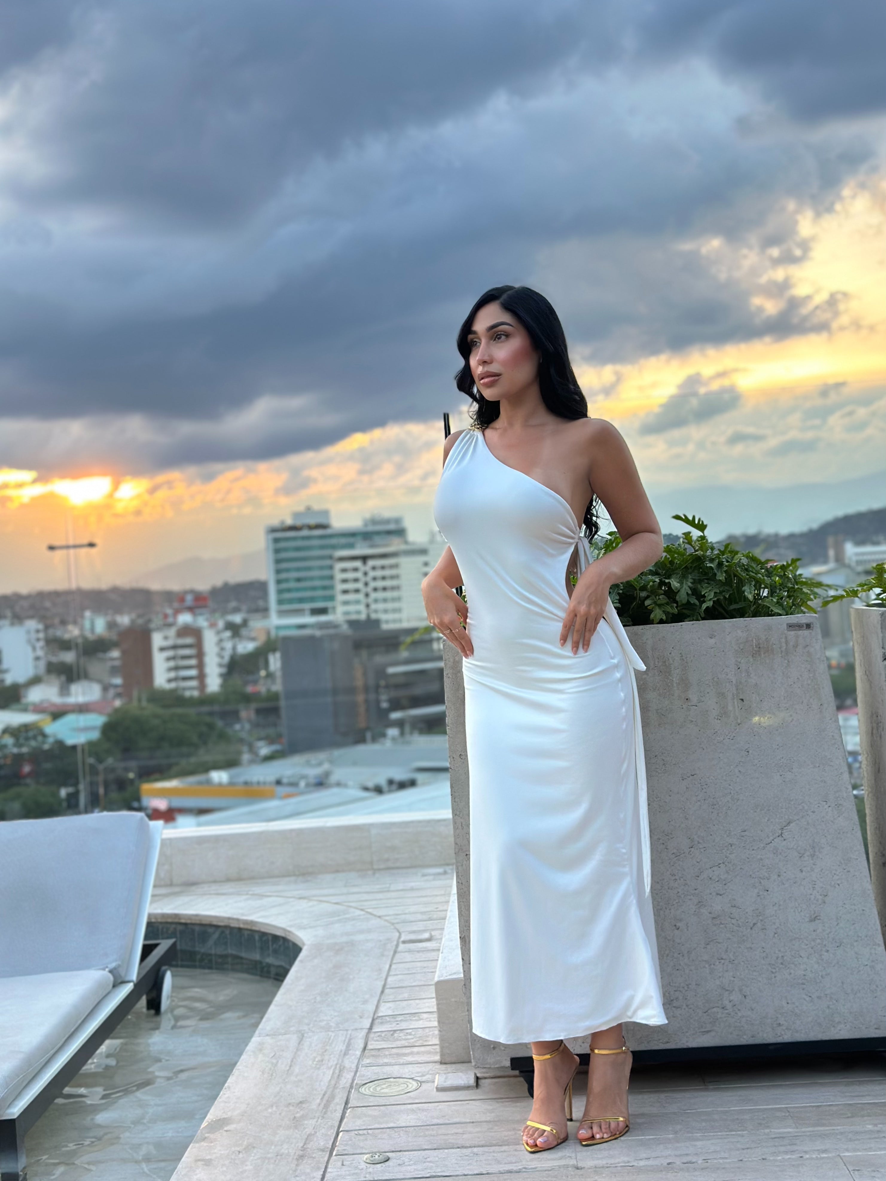 Vestido Lirio Con Control de Abdomen